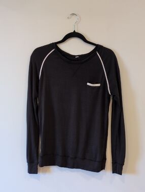 Lululemon Weightless Crew